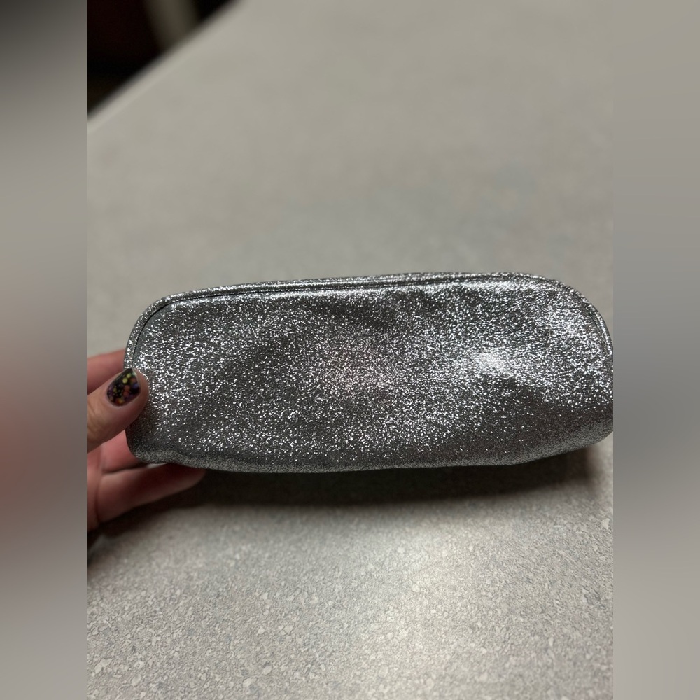 Morphe brand women’s silver glitter makeup bag like new